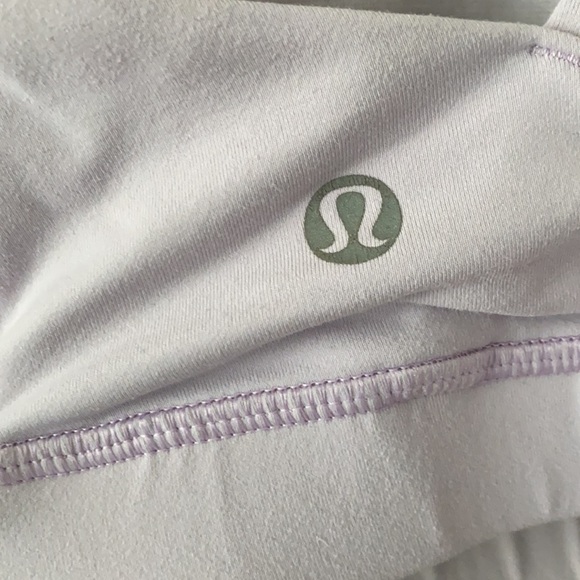 Lulu lemon sportsbra - Picture 2 of 2